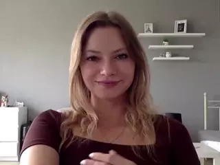 MillieDesire's Live Sex Cam Show