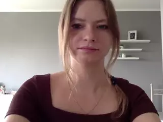 MillieDesire's Live Sex Cam Show