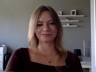 MillieDesire's Live Sex Cam Show