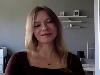 MillieDesire's Live Sex Cam Show