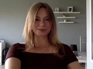 MillieDesire's Live Sex Cam Show