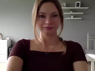 MillieDesire's Live Sex Cam Show