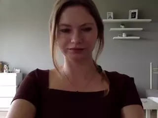 MillieDesire's Live Sex Cam Show