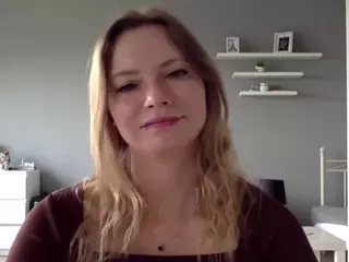MillieDesire's Live Sex Cam Show