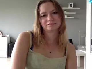 MillieDesire's Live Sex Cam Show