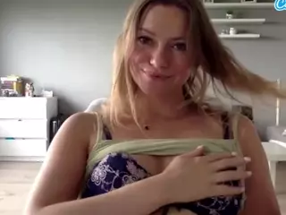 MillieDesire's Live Sex Cam Show