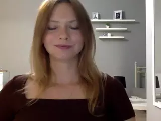 MillieDesire's Live Sex Cam Show