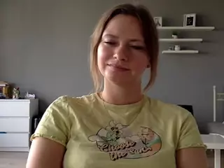 MillieDesire's Live Sex Cam Show