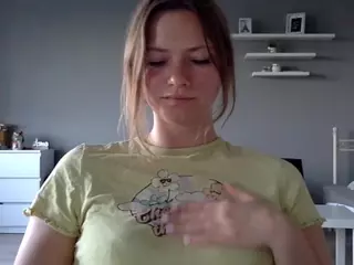 MillieDesire's Live Sex Cam Show