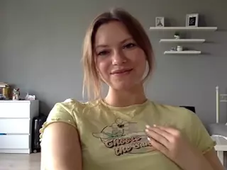 MillieDesire's Live Sex Cam Show