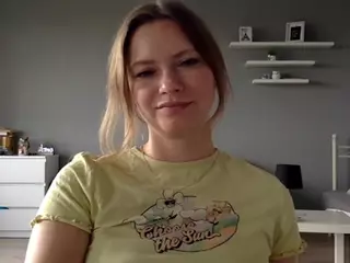 MillieDesire's Live Sex Cam Show