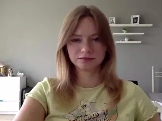 MillieDesire's Live Sex Cam Show