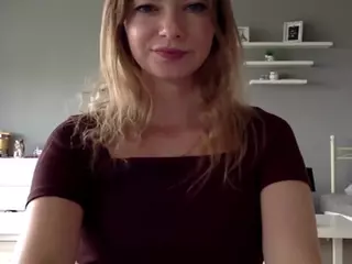 MillieDesire's Live Sex Cam Show