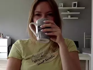 MillieDesire's Live Sex Cam Show