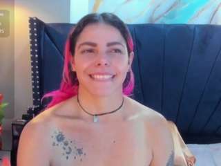 niki-santana Live Webcam on CamSoda
