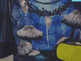 stormythunder's CamSoda show and profile