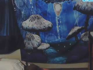 stormythunder's CamSoda show and profile