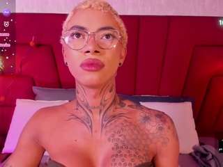 danna-dangerous Live Webcam on CamSoda