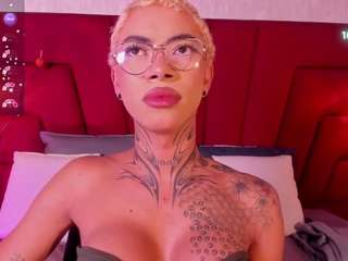 danna-dangerous Live Webcam on CamSoda