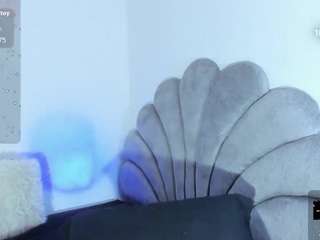 danna-dangerous Live Webcam on CamSoda