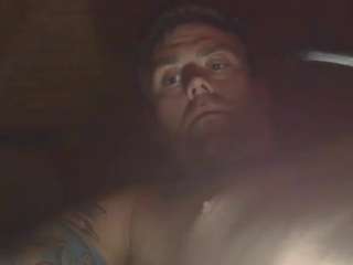 HungAndHandsomee