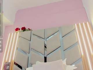 victoria-moon webcam model