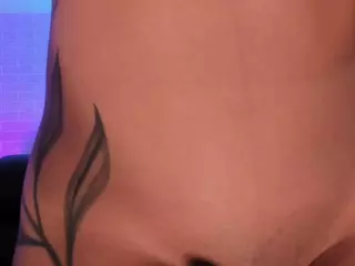 AdharaDonnet's Live Sex Cam Show