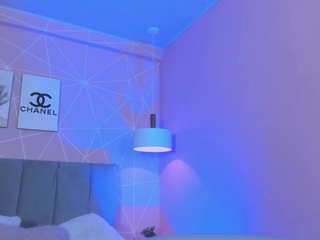 dollyzoe webcam