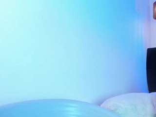 dollyzoe live webcam show