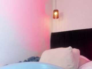 dollyzoe live webcam show