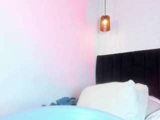 dollyzoe live webcam show