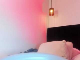dollyzoe live webcam show
