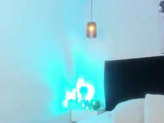 dollyzoe live cam preview