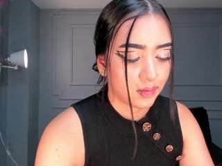 roxycastello Live Webcam on CamSoda