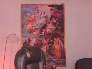 Ce modèle est en direct maintenant. roxycastello
