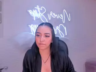 RoxyCastello's Live Sex Cam Show