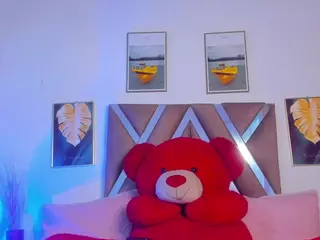emma-hiill's Live Sex Cam Show