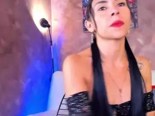 emma-hiill's Live Sex Cam Show