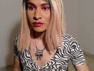 hugedanexxx webcam model