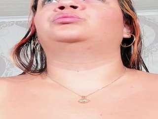  kendralholson chat room