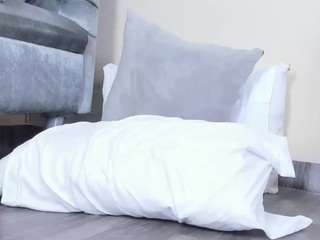 KendralHolson live webcam show