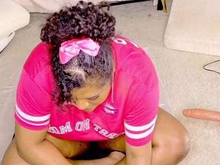 BEST DICK SUCKER ON CAMSODA