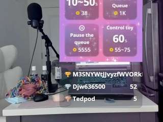 BEST DICK SUCKER ON CAMSODA