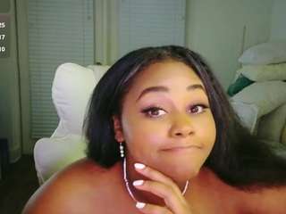 Live cam show with BEST DICK SUCKER ON CAMSODA