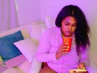 BEST DICK SUCKER ON CAMSODA live cam preview