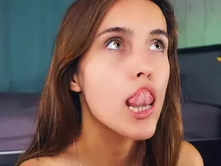 ItsHelen's Live Sex Cam Show