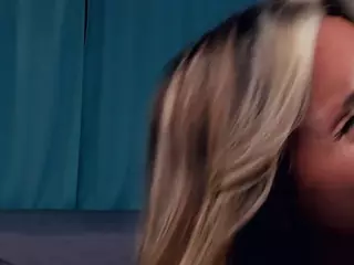 ItsHelen's Live Sex Cam Show