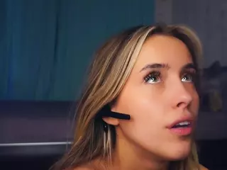 ItsHelen's Live Sex Cam Show