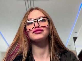 fannygranger Live Webcam on CamSoda