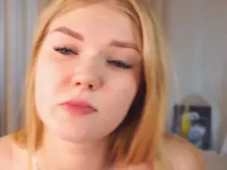 Kate and Eva's Live Sex Cam Show